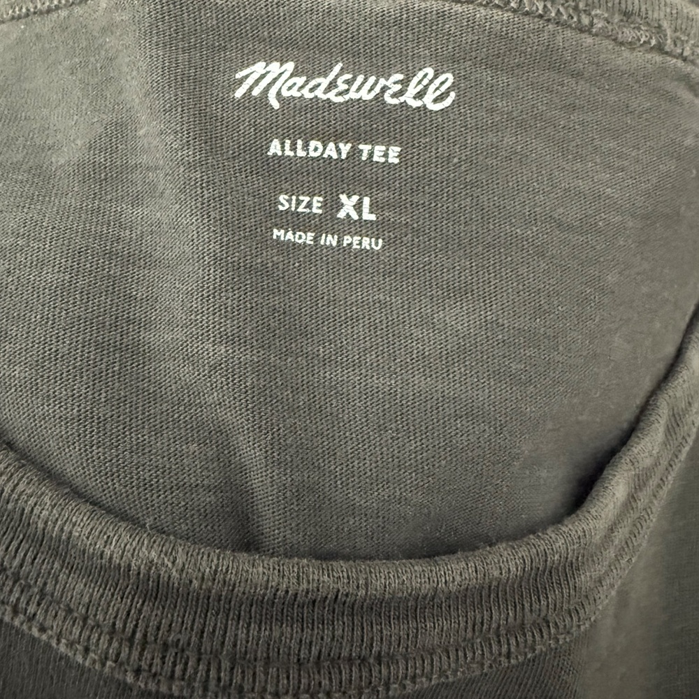Madewell Garment-Dyed Allday Crewneck Pocket Tee - Navy Blue - Picture 3 of 3